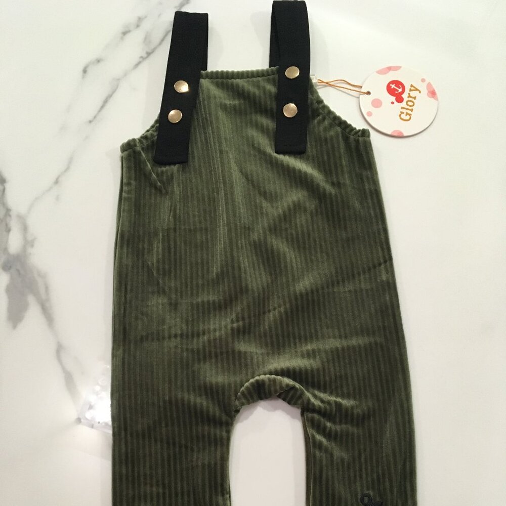 Glory Green Long Baby Romper- Corduroy Green Size 9M Beautiful Romper NWT